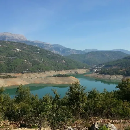 Kestel Αλάνια